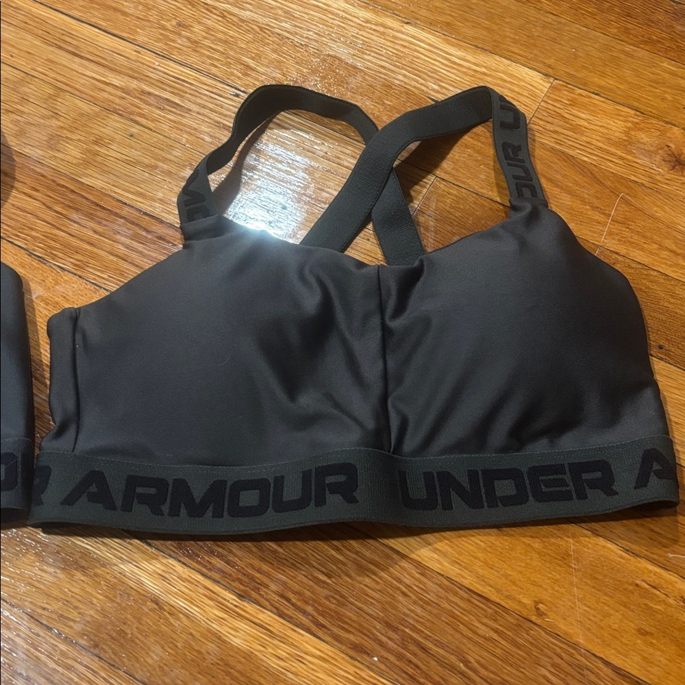 Under Armour Charcoal & green Sports Bras - Picture 3 of 4